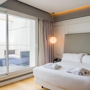 Deluxe Zimmer mit Kingsize-Bett